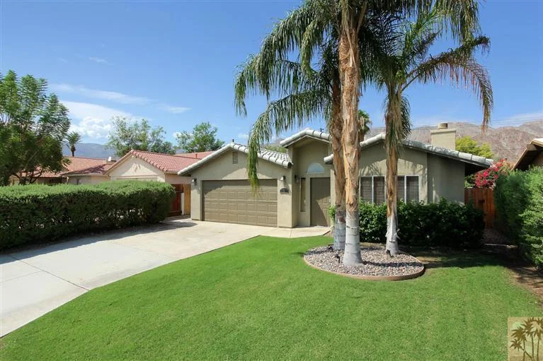 52165 Avenida Mendoza, La Quinta, CA 92253