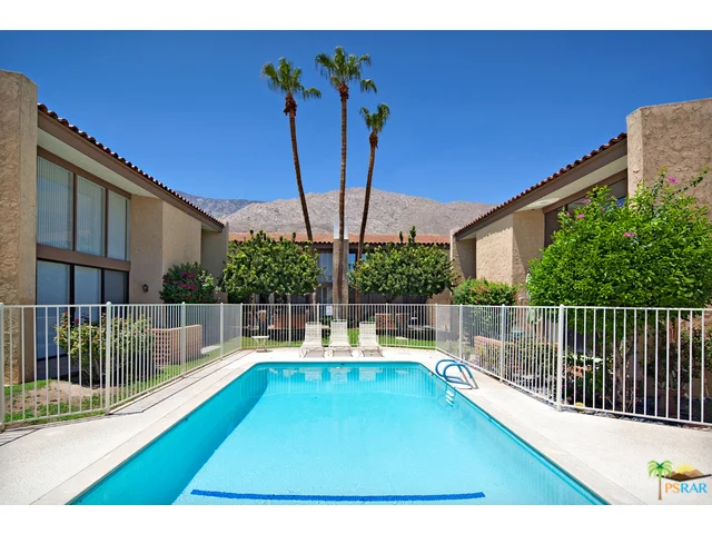 231 La Verne #E, Palm Springs, CA 92264