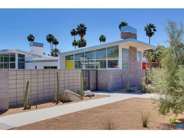 100 Cerritos Drive #9, Palm Springs, CA 92262