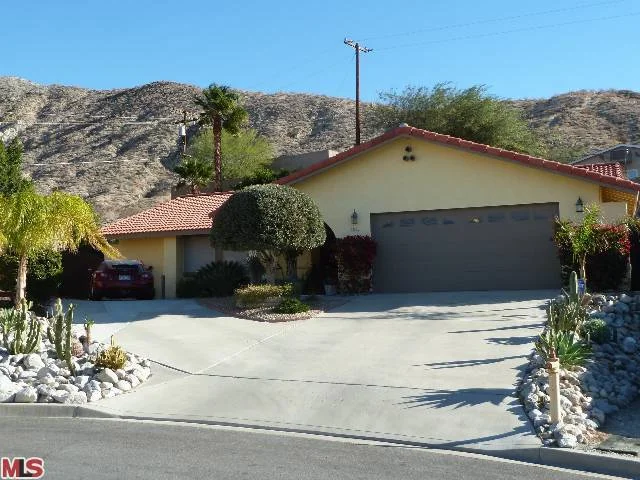 9010 Calle Escorial, Desert Hot Springs, CA 92240