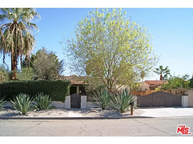 524 Calle Santa Rosa, Palm Springs, CA 92264
