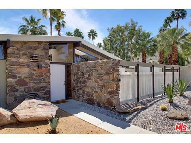 1872 Aquanetta, Palm Springs, CA 92264