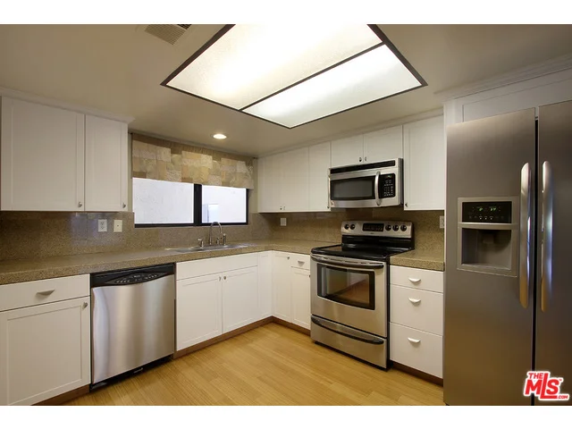 2600 Palm Canyon #10, Palm Springs, CA 92264