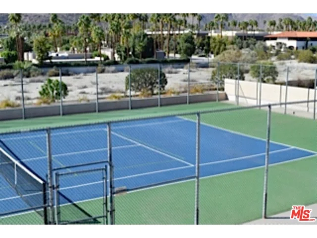 255 Avenida Caballeros #213, Palm Springs, CA 92262
