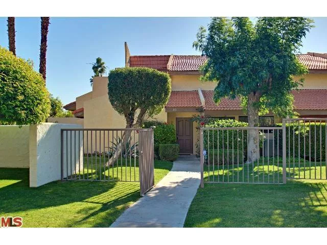 2600 Palm Canyon #33, Palm Springs, CA 92264