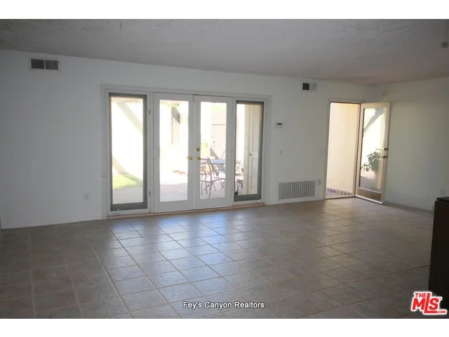 1161 Alejo, Palm Springs, CA 92262
