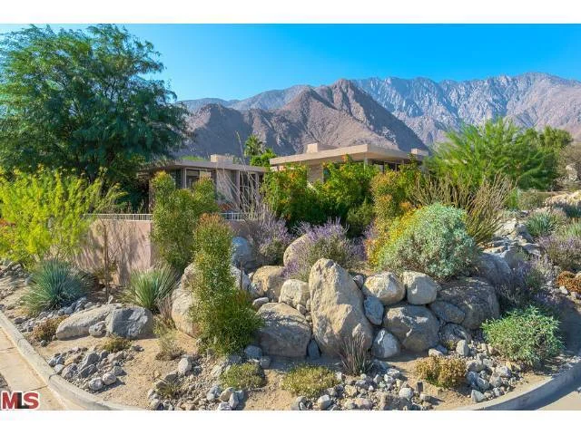 1011 Racquet Club, Palm Springs, CA 92262