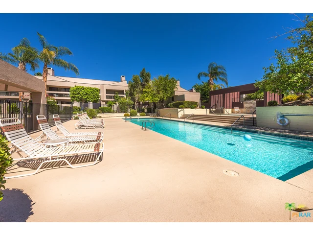 414 Village, Palm Springs, CA 92262