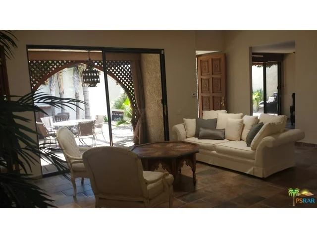 463 Calle Rolph, Palm Springs, CA 92262