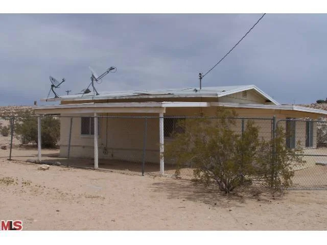 2995 Los Olivos, 29 Palms, CA 92277