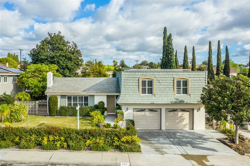 6313 Lake Shore, San Diego, CA 92119