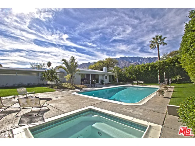 1154 Racquet Club, Palm Springs, CA 92262