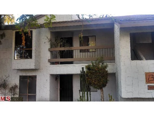 5125 Waverly #B2, Palm Springs, CA 92264