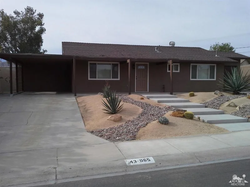 43065 Illinois, Palm Desert, CA 92211