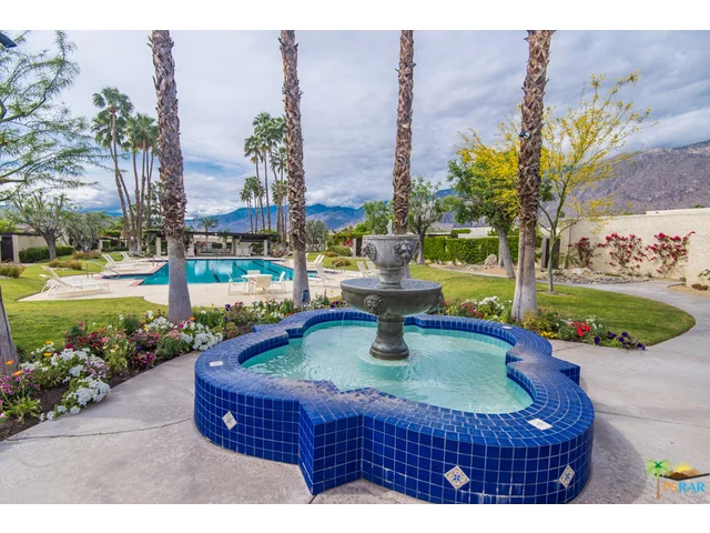 461 Calle Rolph, Palm Springs, CA 92262