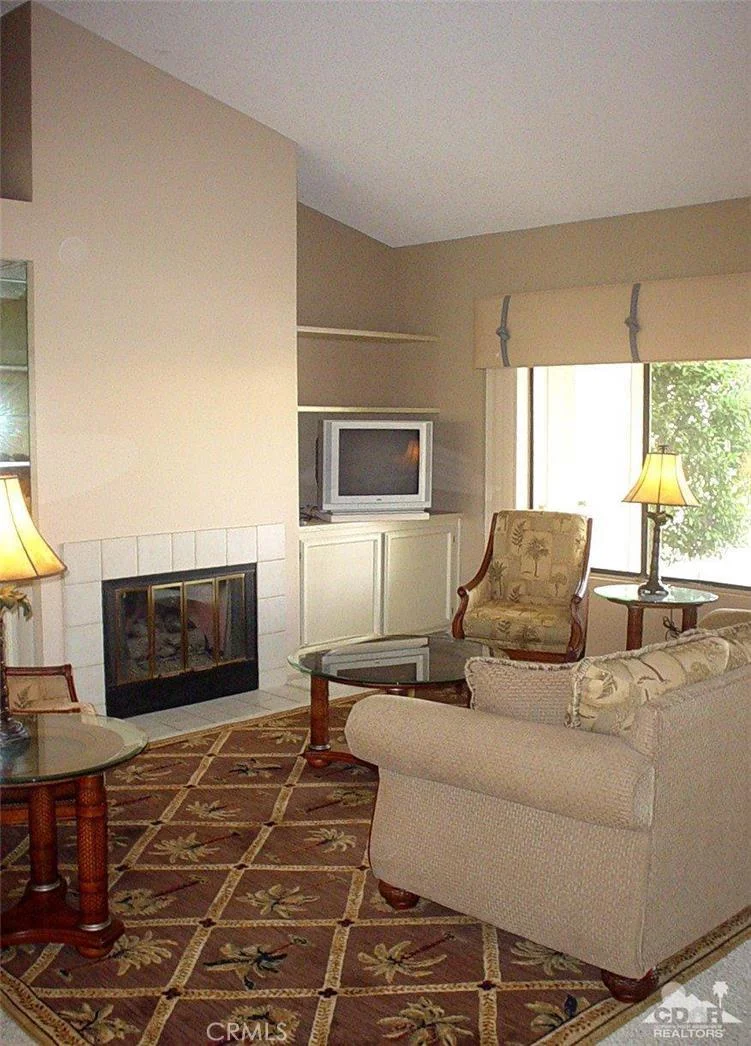 42181 Omar, Palm Desert, CA 92211