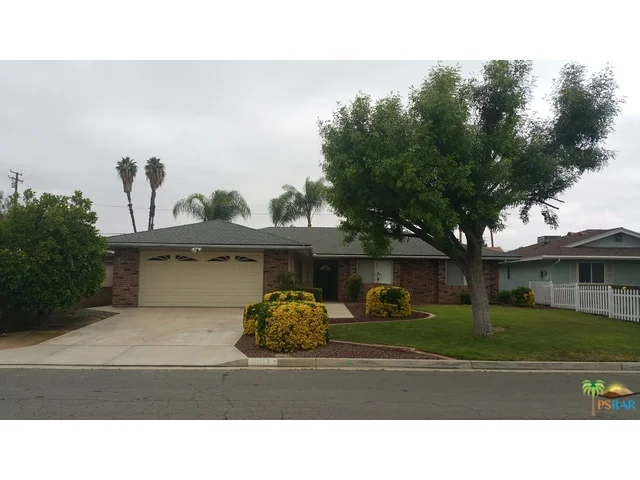 41194 Granada, Hemet, CA 92544