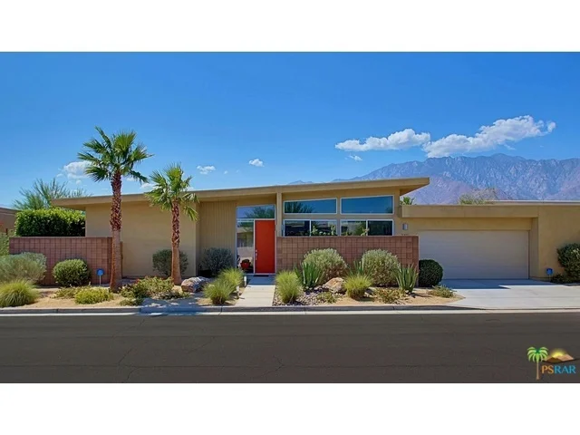 2715 Alexander Club, Palm Springs, CA 92262