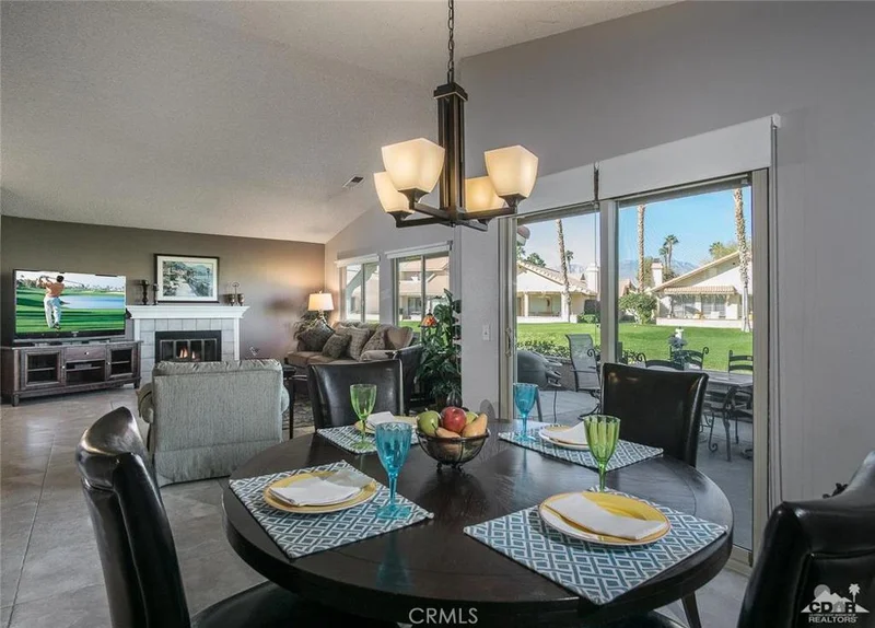 42553 Virginia, Palm Desert, CA 92211