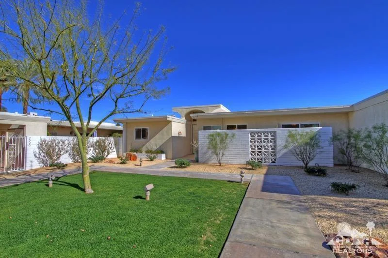 2568 Sierra Madre, Palm Springs, CA 92264
