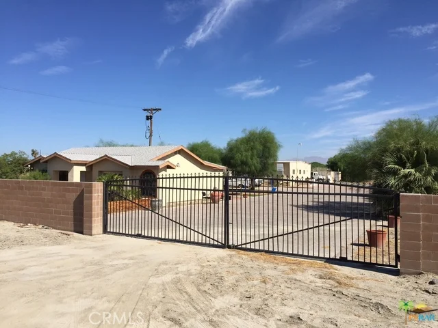85188 Airport, Thermal, CA 92274