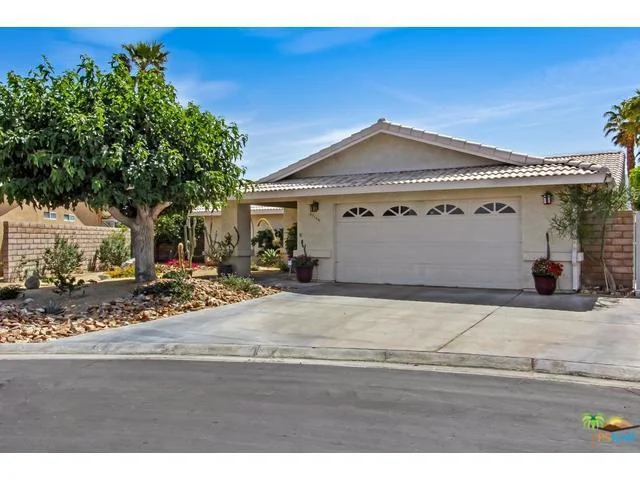 27168 Shadowcrest, Cathedral City, CA 92234