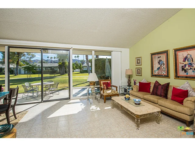1897 Grand Bahama, Palm Springs, CA 92264