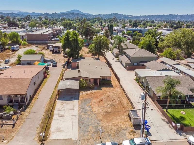 1167 Sumner Avenue, El Cajon, CA 92021