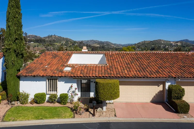 1126 Miramonte Gln, Escondido, CA 92026