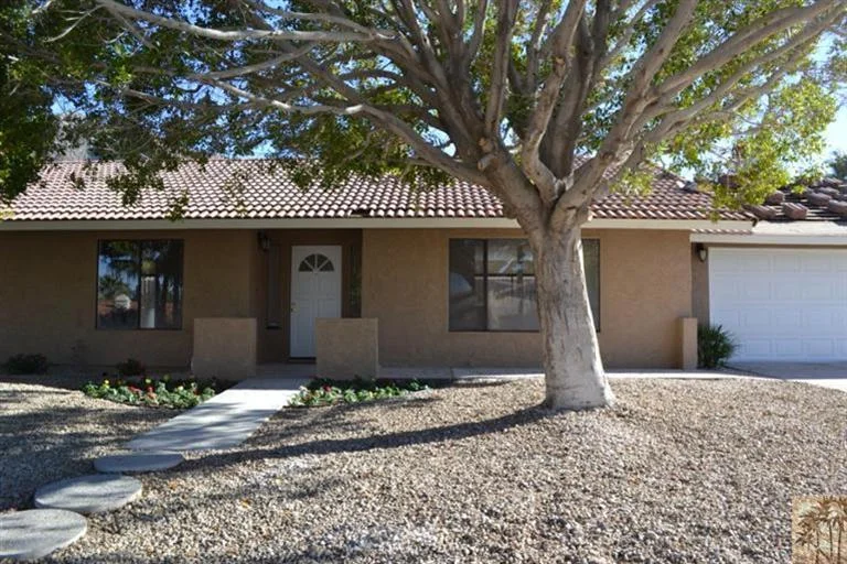 77955 Calle Colima, La Quinta, CA 92253