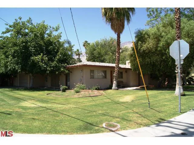 783 Mesquite, Palm Springs, CA 92264