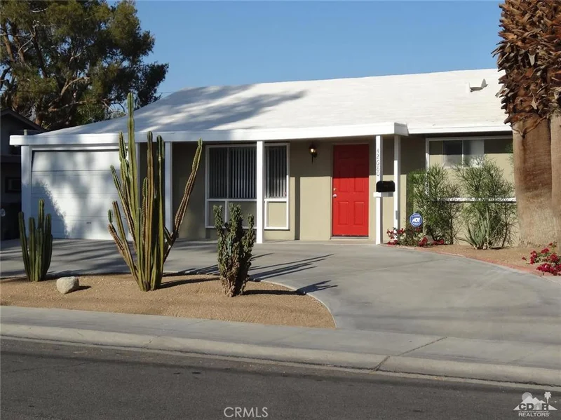 42680 Wisconsin, Palm Desert, CA 92211