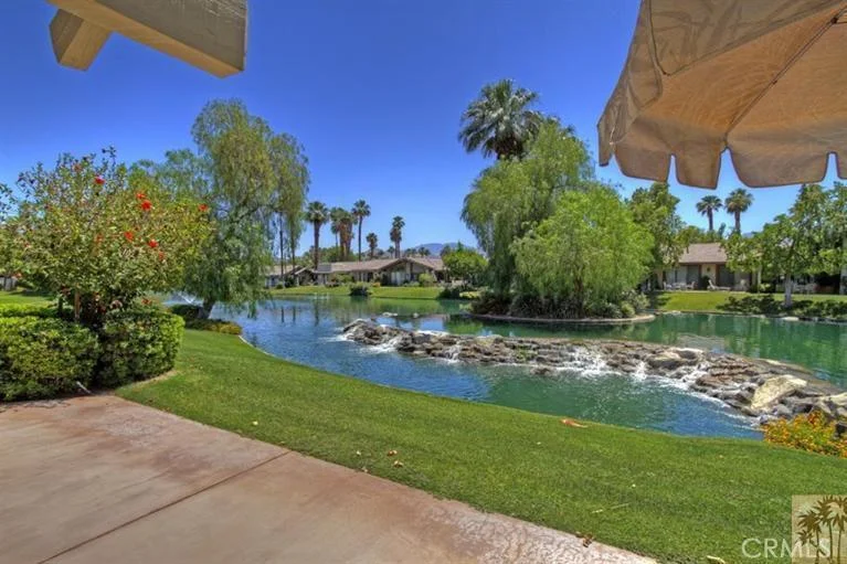 103 Deer Spring, Palm Desert, CA 92211