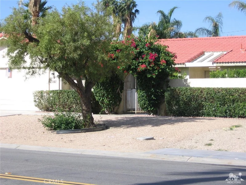 43465 Warner, Palm Desert, CA 92211