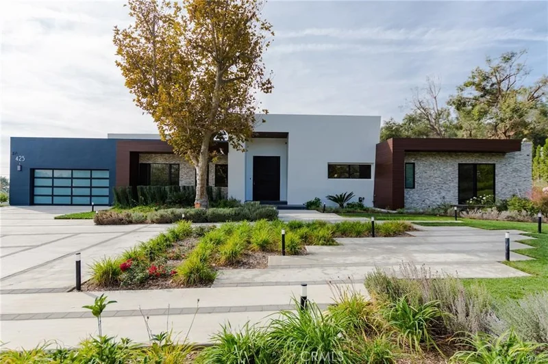 425 Mount Olive, Bradbury, CA 91008