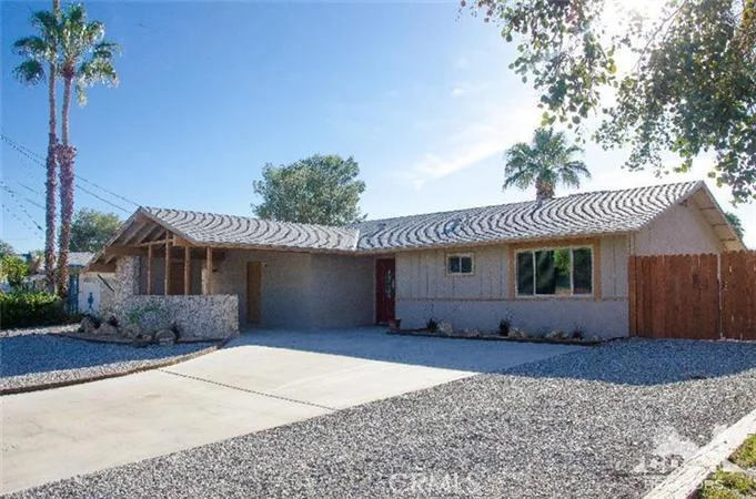 43085 Delaware Street, Palm Desert, CA 92211
