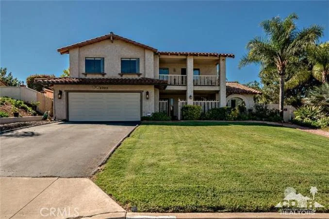 2703 Crownpoint, Escondido, CA 92027