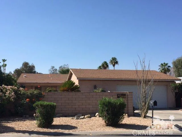 42725 Tennessee, Palm Desert, CA 92211