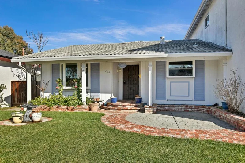 6158 Valley Glen, San Jose, CA 95123