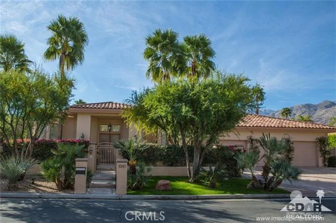 1041 Andreas Palms, Palm Springs, CA 92264