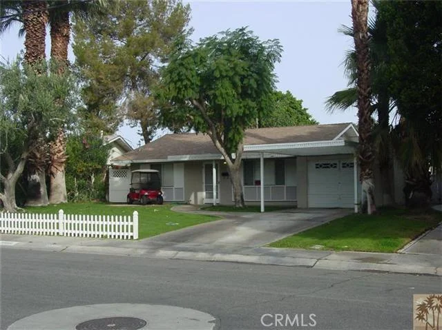 77060 Michigan Dr., Palm Desert, CA 92211
