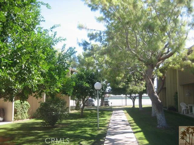 77835 California #C2, Palm Desert, CA 92211