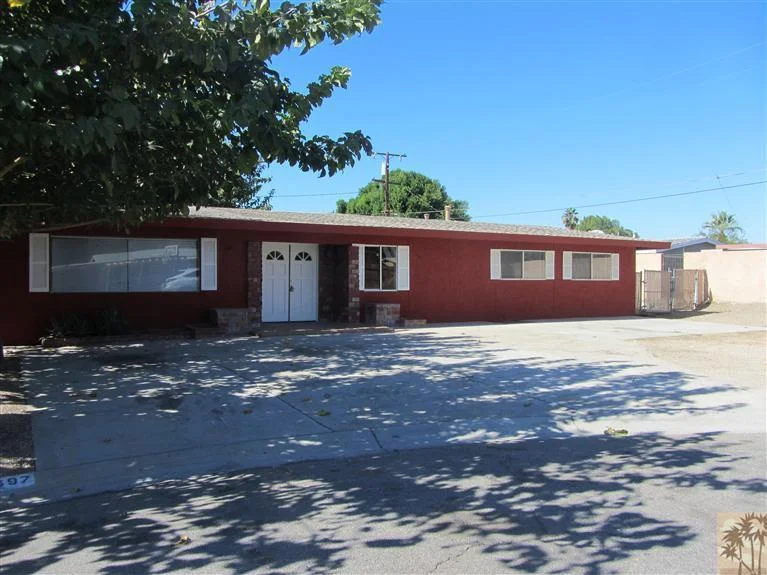 42697 Timothy, Palm Desert, CA 92260