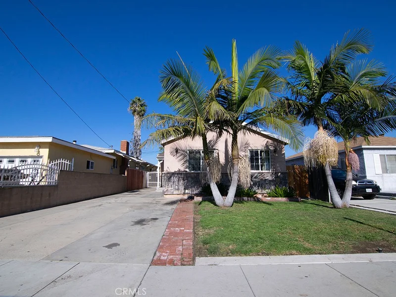 4525 137th, Hawthorne, CA 90250