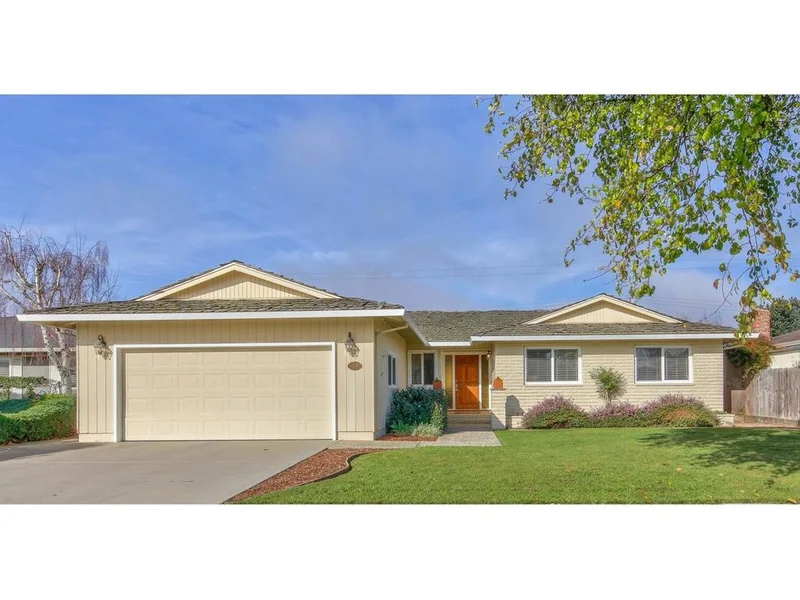 1238 San Angelo, Salinas, CA 93901