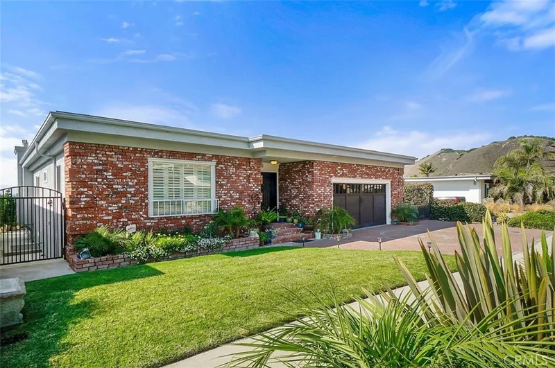 123 Hermosa, Pismo Beach, CA 93449