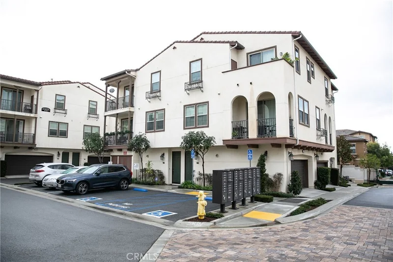 1878 Orizaba #105, Signal Hill, CA 90755
