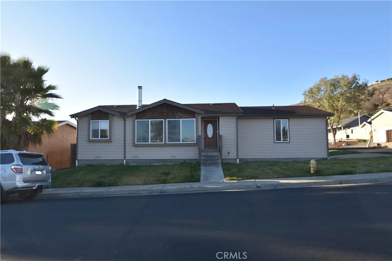 225 Island View, Lakeport, CA 95453