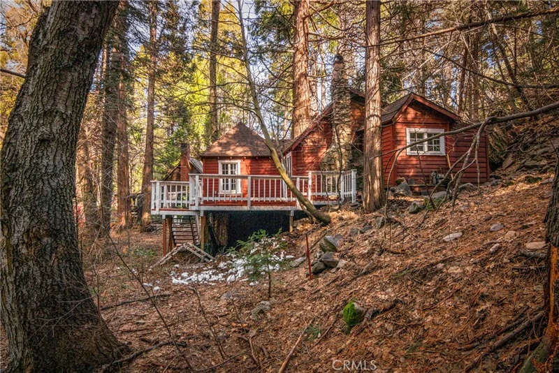 27109 Hwy 189, Blue Jay, CA 92317
