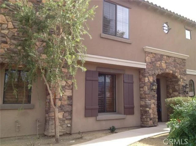 2295 Via Alba, Palm Desert, CA 92260